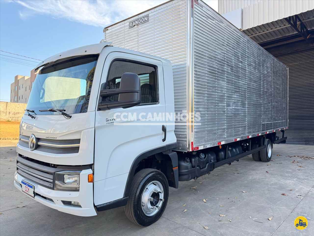 CAMINHAO VOLKSWAGEN VW 9170 Baú Furgão 3/4 4x2 CCM Caminhões GOIANIA GOIAS GO