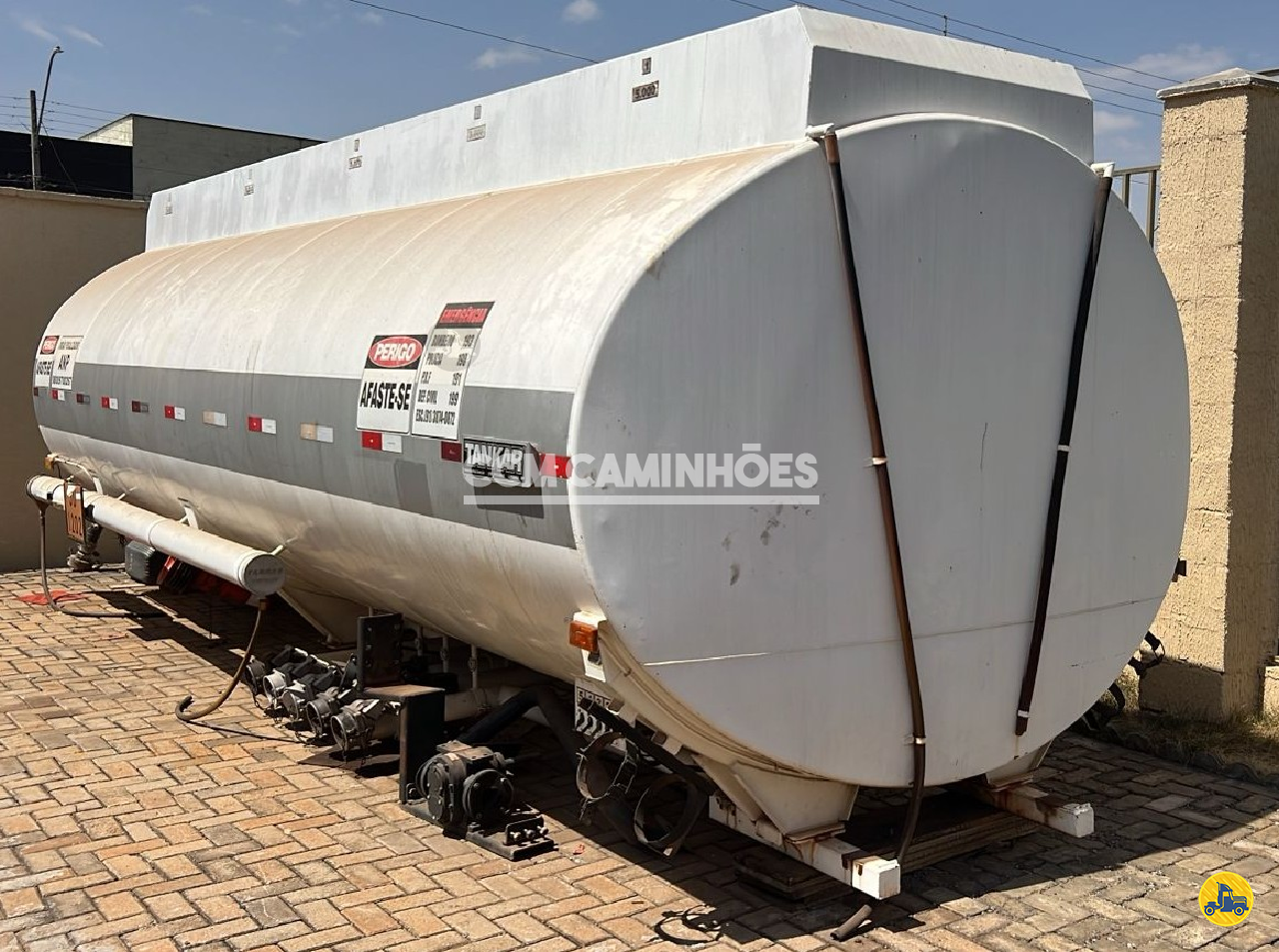 CARROCERIA SOBRE CHASSI  BITRUCK TANQUE AÇO CCM Caminhões GOIANIA GOIAS GO