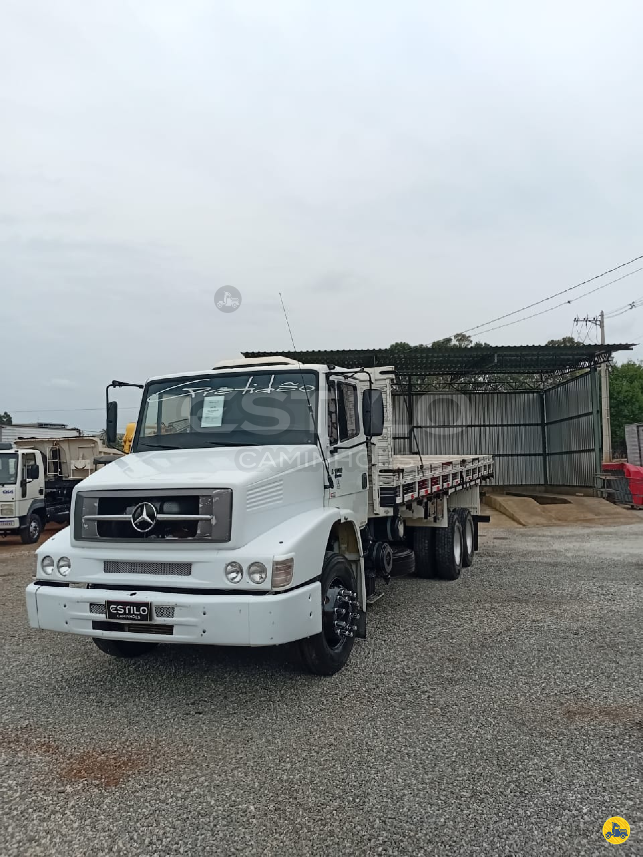CAMINHAO MERCEDES-BENZ MB 1620 Carga Seca Truck 6x2 Estilo Caminhões POUSO ALEGRE MINAS GERAIS MG
