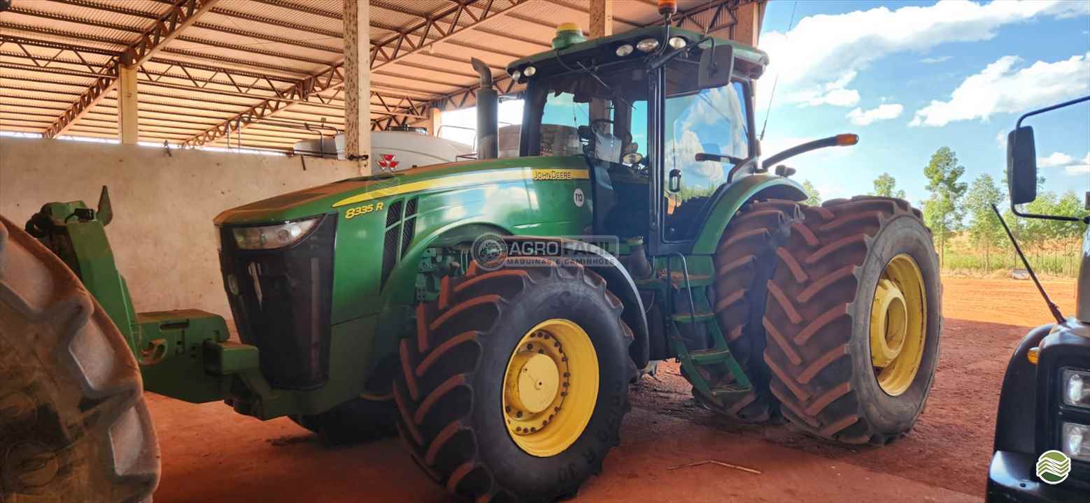 TRATOR JOHN DEERE JOHN DEERE 8335R Tração 4x4 Agro Fácil Máquinas PRIMAVERA DO LESTE MATO GROSSO MT