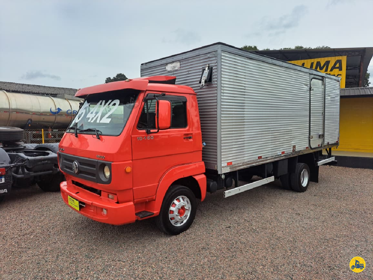 CAMINHAO VOLKSWAGEN VW 10160 Baú Térmico 3/4 4x2 João Lima Caminhões SAO JOSE DOS PINHAIS PARANÁ PR