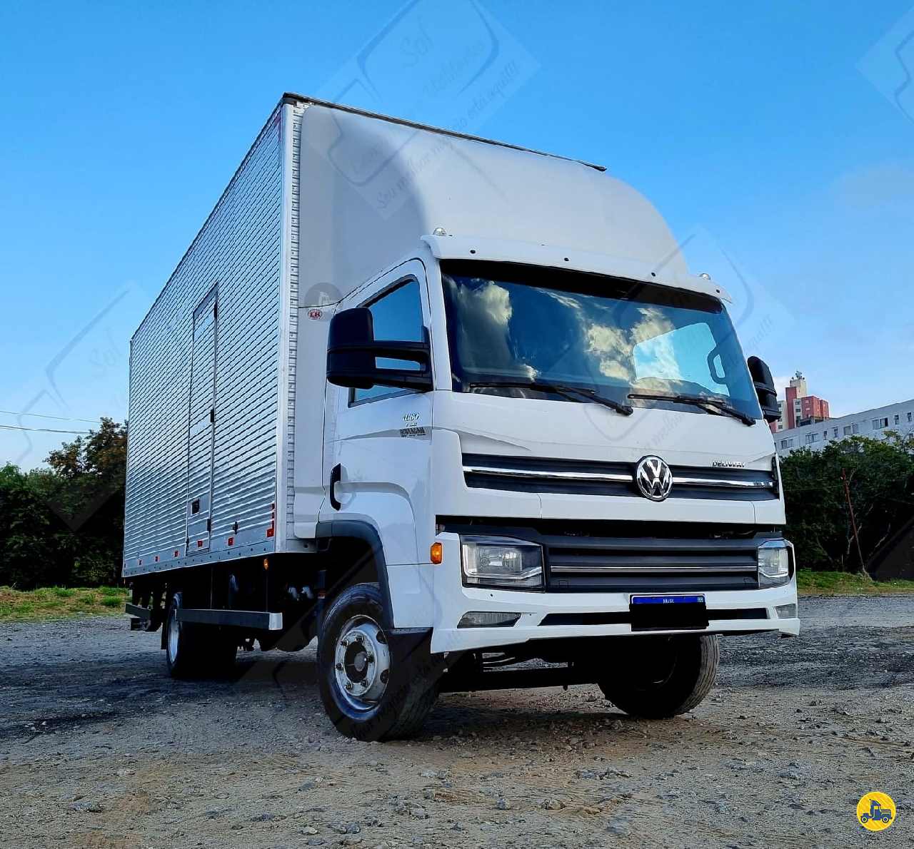 VW 11180 de Sol Caminhões e Utilitários