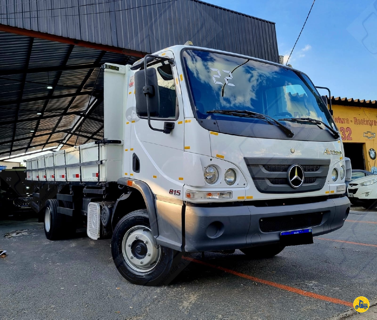 CAMINHAO MERCEDES-BENZ MB 815 Chassis 3/4 4x2 Sol Caminhões e Utilitários SAO PAULO SÃO PAULO SP