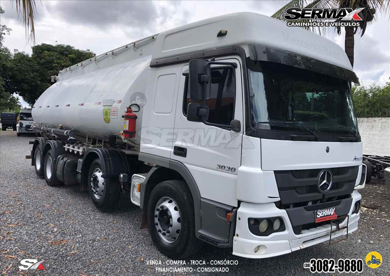 CAMINHAO MERCEDES-BENZ MB 3030 Tanque Aço BiTruck 8x2 Sermax Caminhões MONTES CLAROS MINAS GERAIS MG