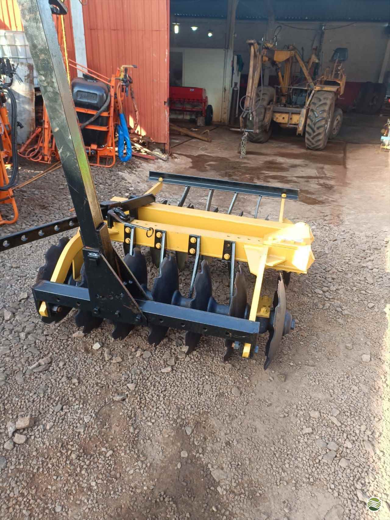 IMPLEMENTOS AGRICOLAS GRADE ARADORA ARADORA 14 DISCOS Toledo Tratores PR TOLEDO PARANÁ PR