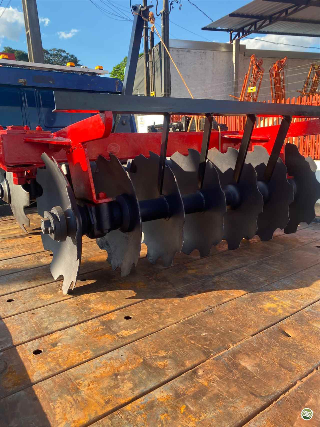 IMPLEMENTOS AGRICOLAS GRADE ARADORA ARADORA 14 DISCOS Toledo Tratores PR TOLEDO PARANÁ PR