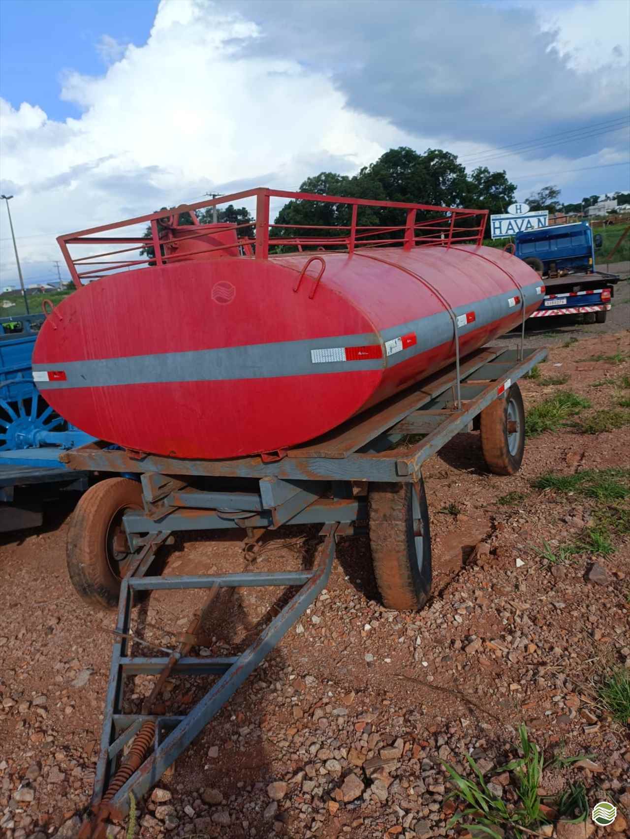 IMPLEMENTOS AGRICOLAS TANQUE ESTACIONÁRIO TANQUE Toledo Tratores PR TOLEDO PARANÁ PR