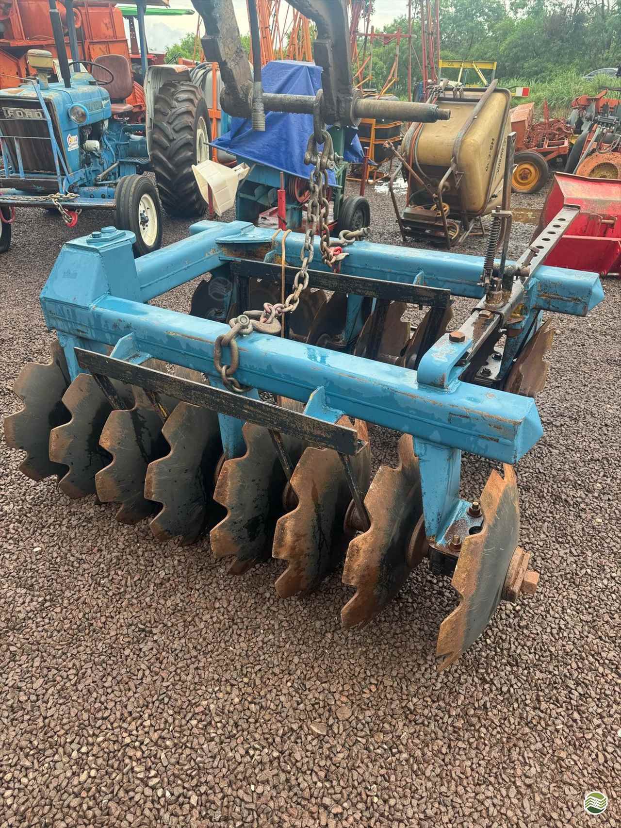 IMPLEMENTOS AGRICOLAS GRADE ARADORA ARADORA 16 DISCOS Toledo Tratores PR TOLEDO PARANÁ PR