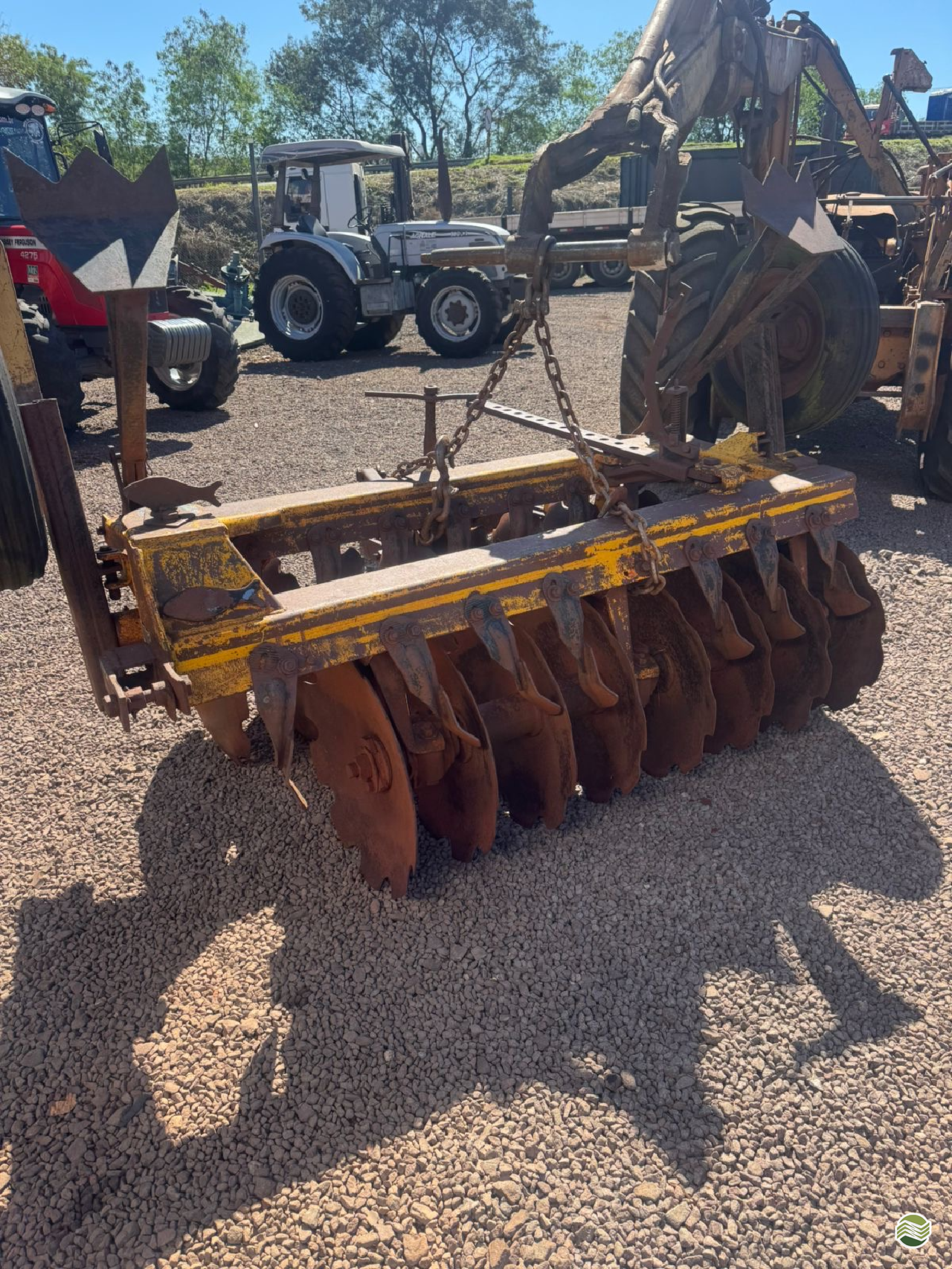 IMPLEMENTOS AGRICOLAS GRADE ARADORA ARADORA 16 DISCOS Toledo Tratores PR TOLEDO PARANÁ PR