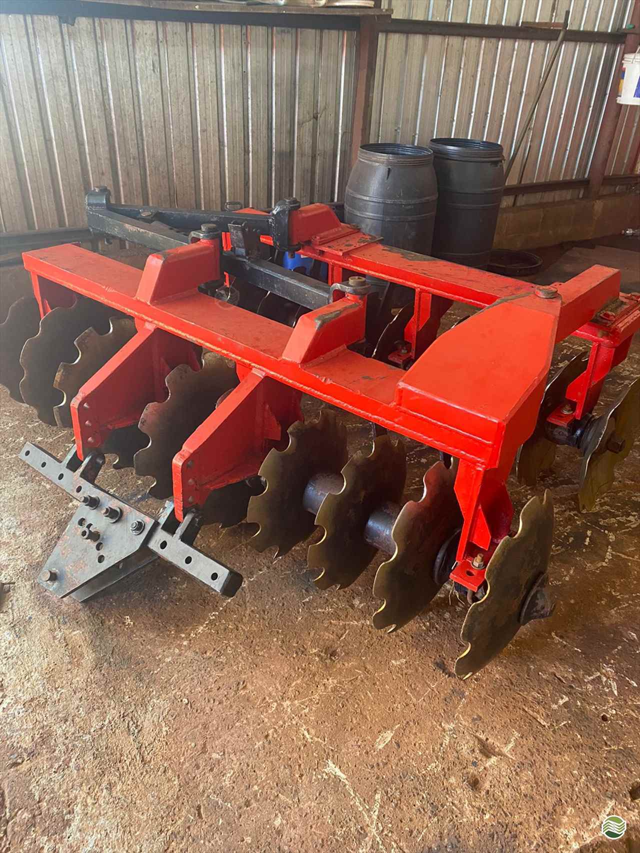 IMPLEMENTOS AGRICOLAS GRADE ARADORA ARADORA 20 DISCOS Toledo Tratores PR TOLEDO PARANÁ PR