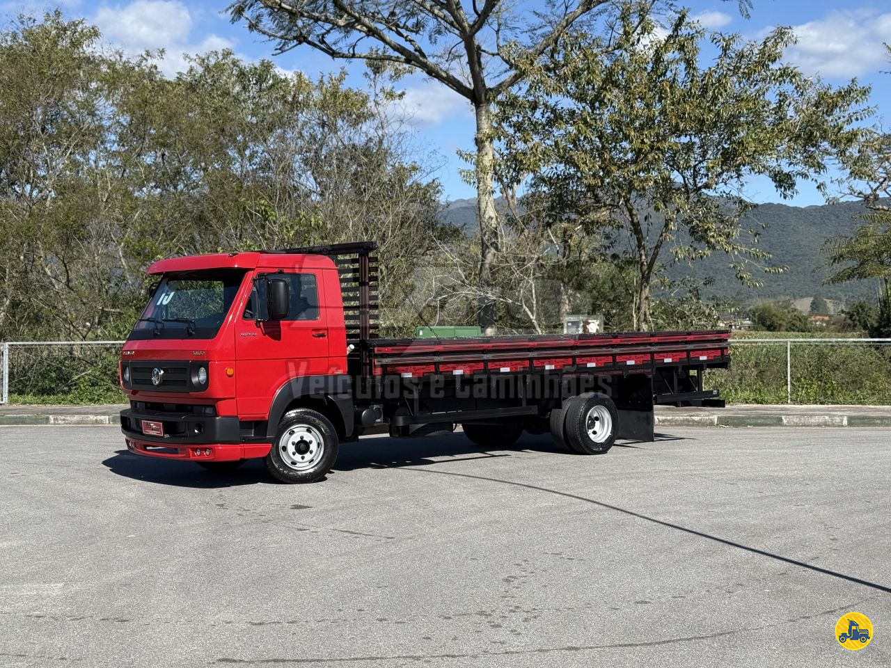 CAMINHAO VOLKSWAGEN VW 10160 Grade Baixa 3/4 4x2 JC Veículos e Caminhões SANTO AMARO DA IMPERATRIZ SANTA CATARINA SC