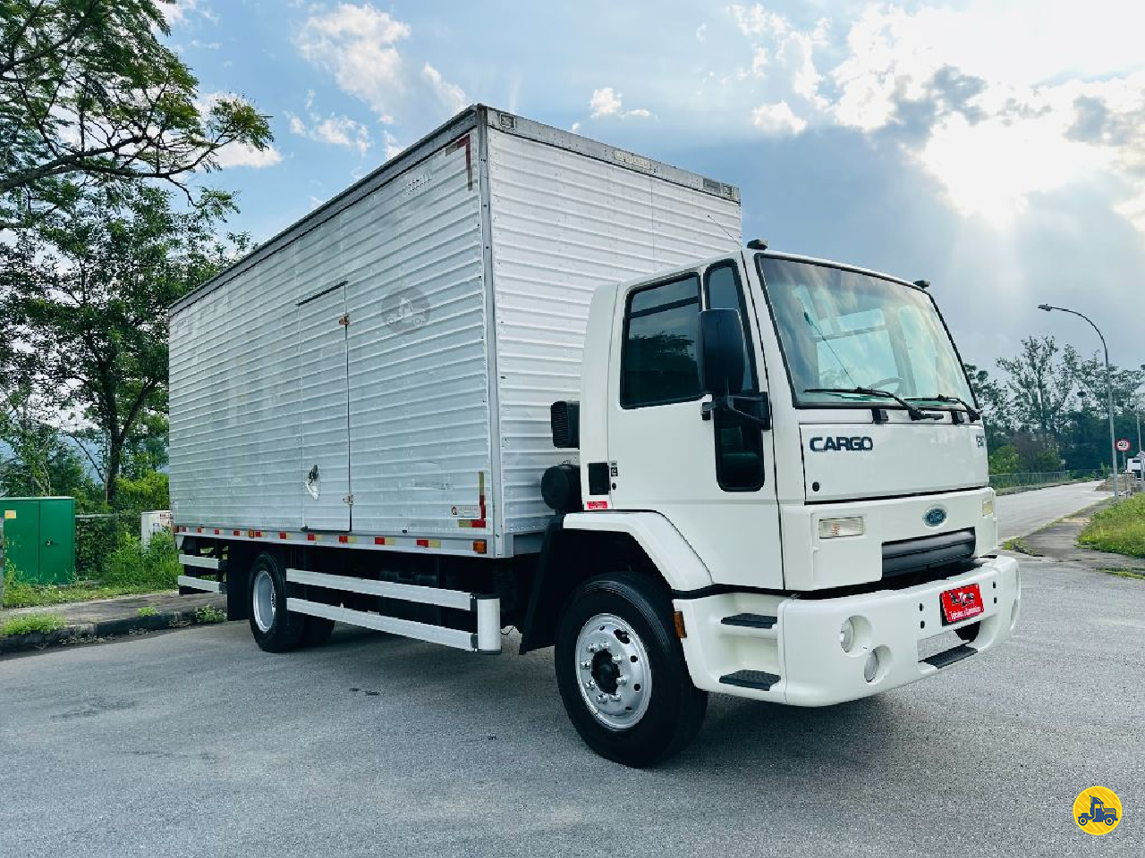 CAMINHAO FORD CARGO 1317 Baú Furgão Toco 4x2 JC Veículos e Caminhões SANTO AMARO DA IMPERATRIZ SANTA CATARINA SC