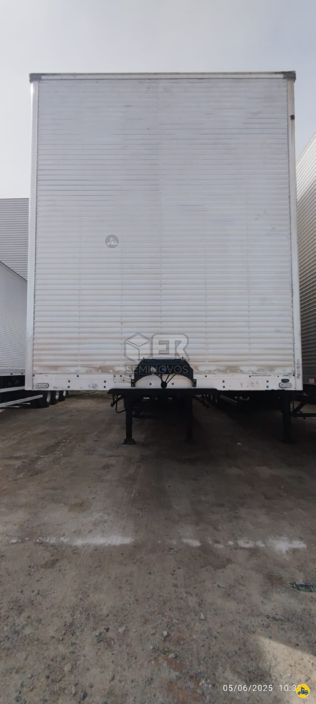 CARRETA SEMI-REBOQUE BAU FURGÃO ER Seminovos ATIBAIA SÃO PAULO SP