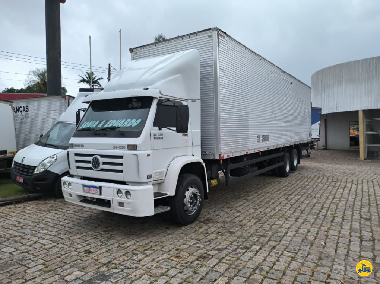 CAMINHAO VOLKSWAGEN VW 24220 Baú Furgão Truck 6x2 Louveira Caminhões LOUVEIRA SÃO PAULO SP
