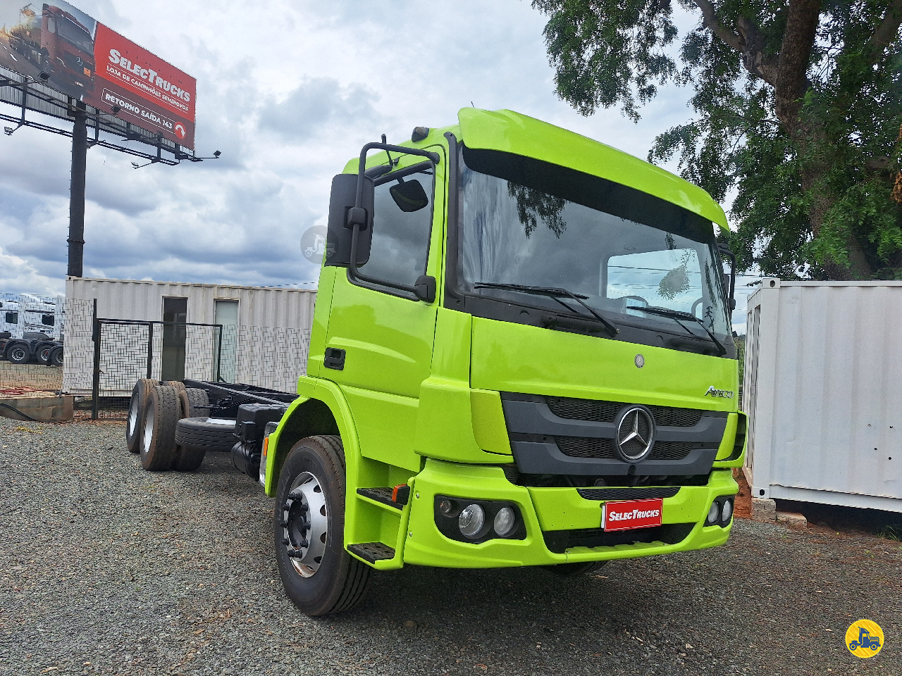 CAMINHAO MERCEDES-BENZ MB 2426 Chassis Truck 6x2 SelecTrucks - Limeira SP LIMEIRA SÃO PAULO SP