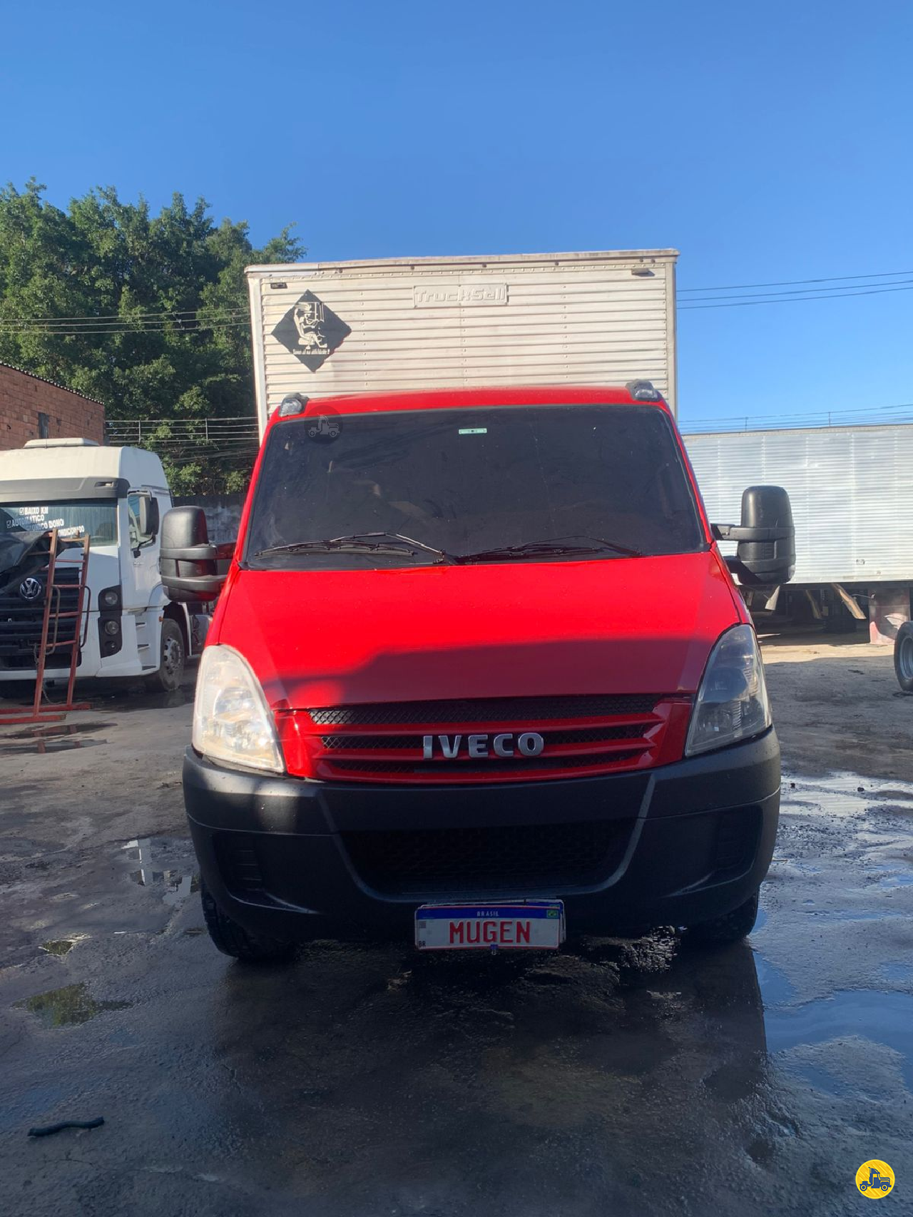 CAMINHAO IVECO DAILY 35s14 Baú Furgão Toco 4x2 Mugen Caminhões GUARULHOS SÃO PAULO SP