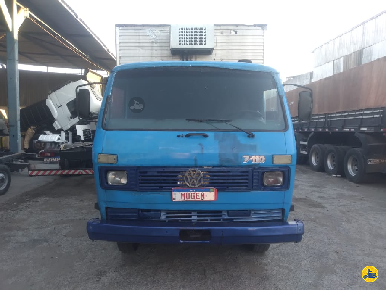 CAMINHAO VOLKSWAGEN VW 690 Baú Sider 3/4 4x2 Mugen Caminhões GUARULHOS SÃO PAULO SP