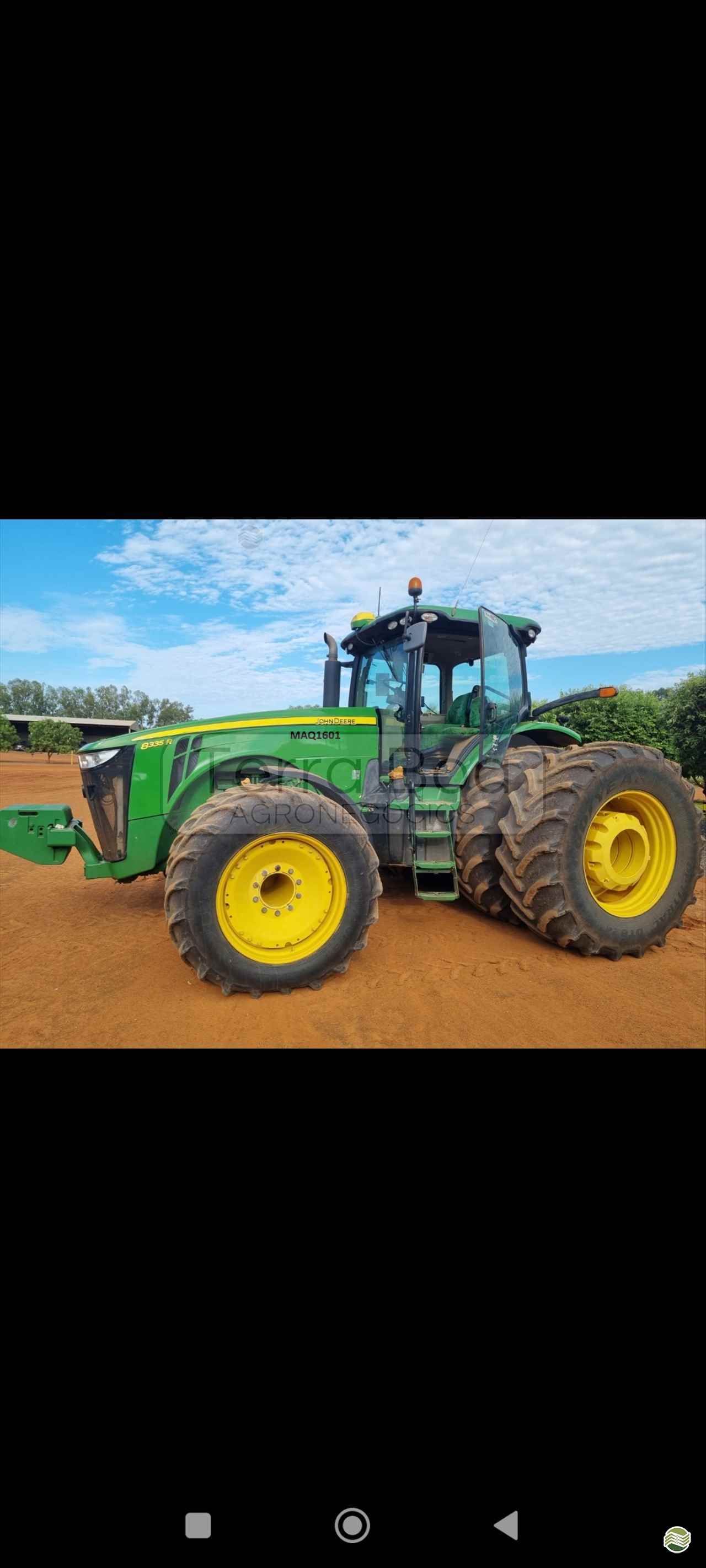 TRATOR JOHN DEERE JOHN DEERE 8335R Tração 4x4 Terra Boa Agronegócios JATAI GOIAS GO