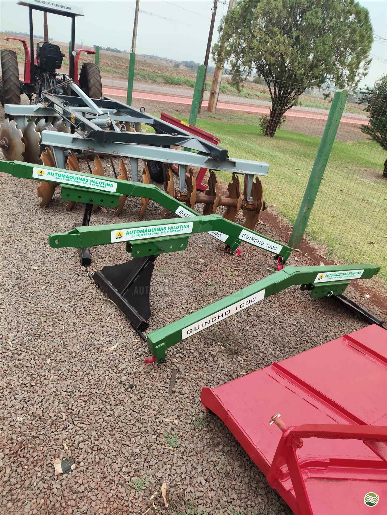 IMPLEMENTOS AGRICOLAS GUINCHO GUINCHO 1000 Kg Auto Máquinas Palotina PALOTINA PARANÁ PR