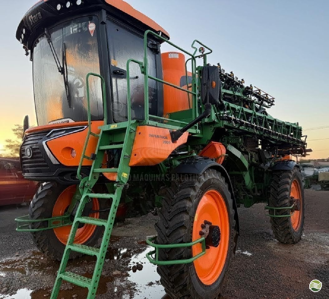 PULVERIZADOR STARA IMPERADOR 3000 Tração 4x4 Auto Máquinas Palotina PALOTINA PARANÁ PR