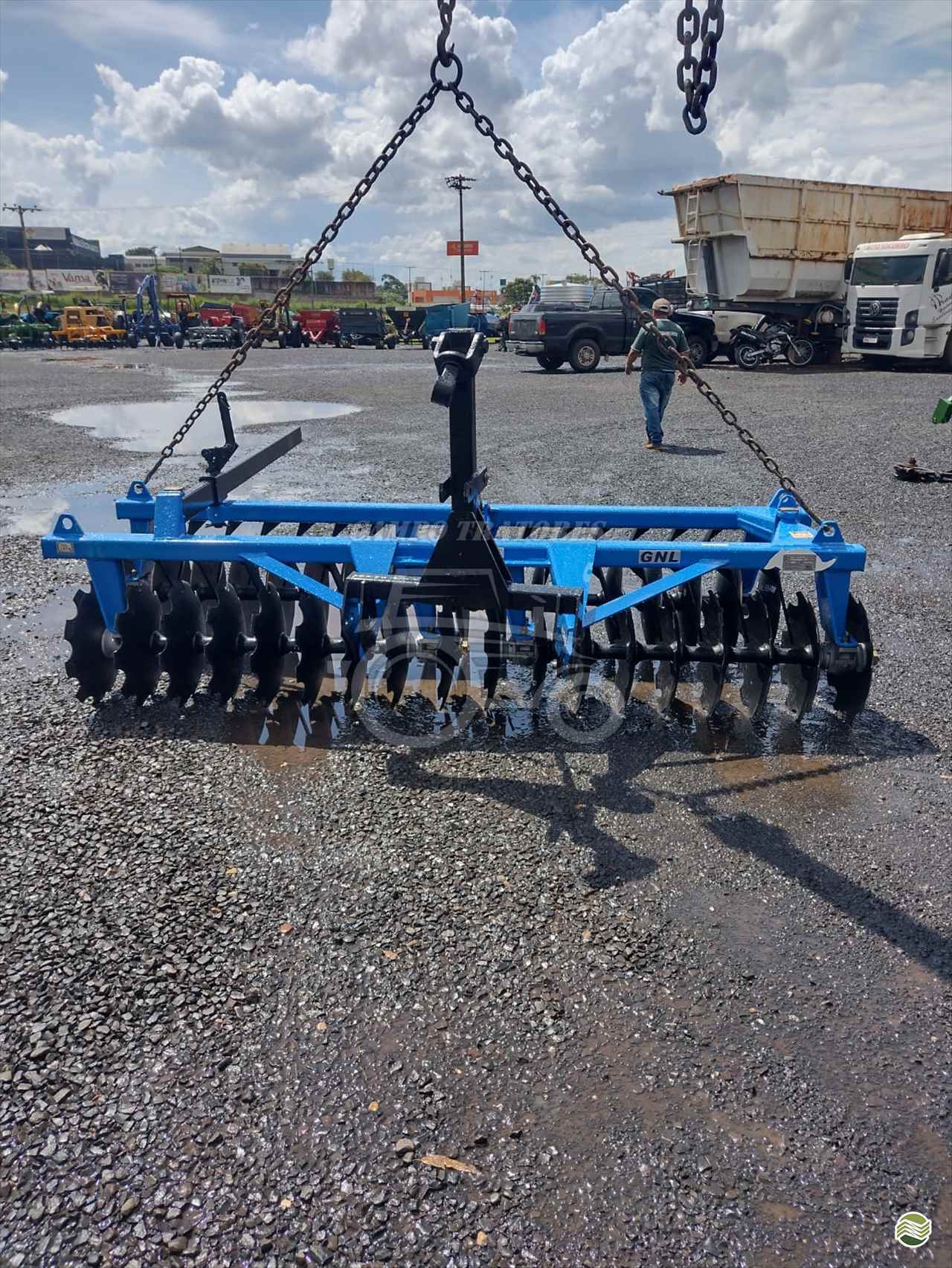 IMPLEMENTOS AGRICOLAS GRADE NIVELADORA NIVELADORA 36 DISCOS Campo Tratores SAO CARLOS SÃO PAULO SP