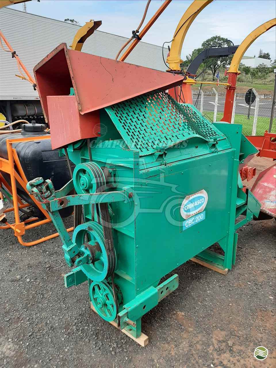 IMPLEMENTOS AGRICOLAS BENEFICIADORA DE GRÃOS BENEFICIADORA DE MILHO Campo Tratores SAO CARLOS SÃO PAULO SP