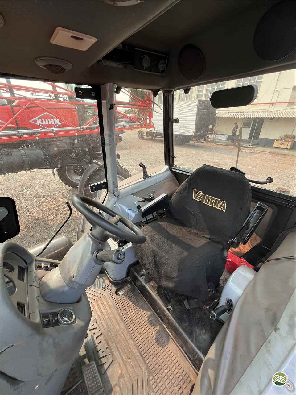 TRATOR VALTRA VALTRA BH 185 Tração 4x4 Agricola Bavaria ROLANDIA PARANÁ PR