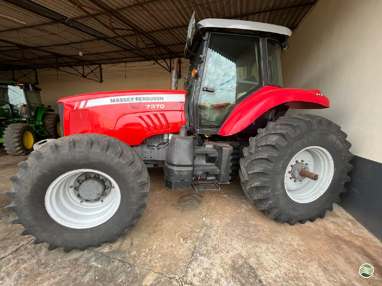 TRATOR MASSEY FERGUSON MF 7370 Tração 4x4 Agricola Bavaria ROLANDIA PARANÁ PR