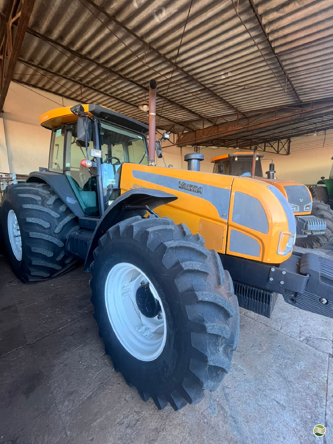 TRATOR VALTRA VALTRA BH 185 Tração 4x4 Agricola Bavaria ROLANDIA PARANÁ PR