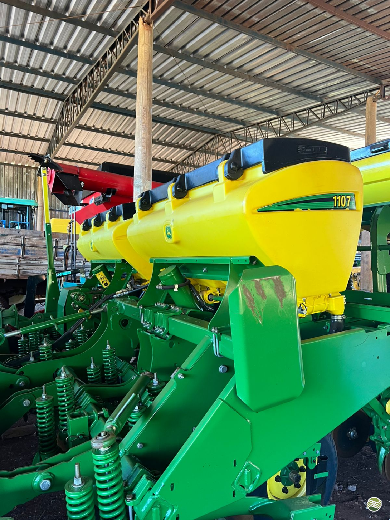 PLANTADEIRA JOHN DEERE PLANTADEIRAS 1107 Agricola Bavaria ROLANDIA PARANÁ PR