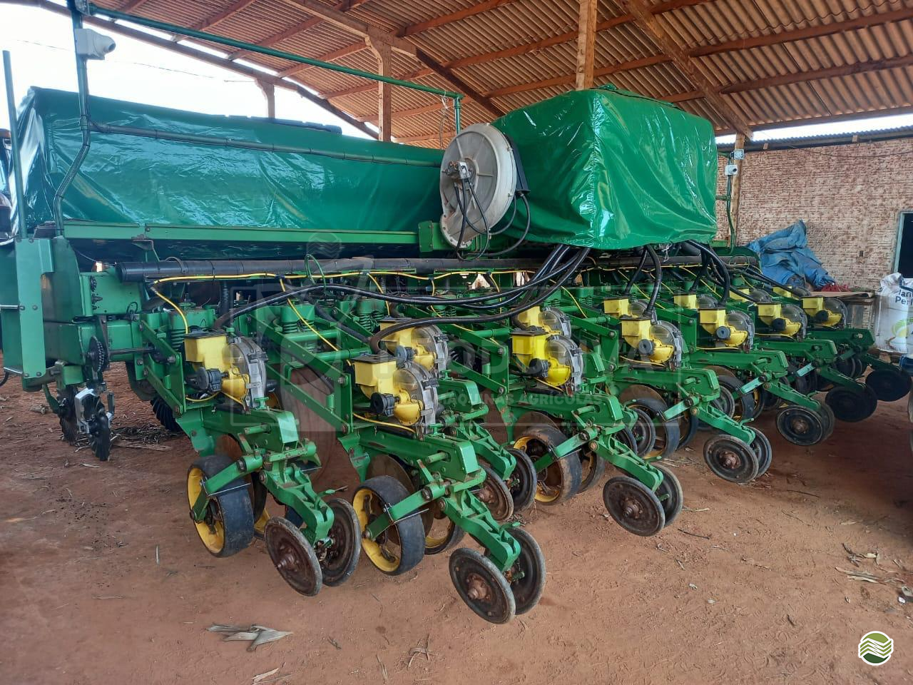 PLANTADEIRA JOHN DEERE PLANTADEIRAS 2113 Produtiva Máquinas CAMPO VERDE MATO GROSSO MT