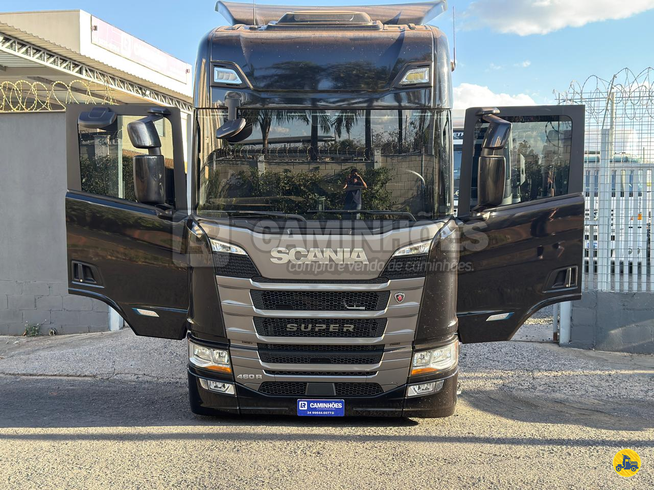 CAMINHAO SCANIA SCANIA R460 Cavalo Mecânico Cavalo 6x2 LR Caminhões UBERLANDIA MINAS GERAIS MG