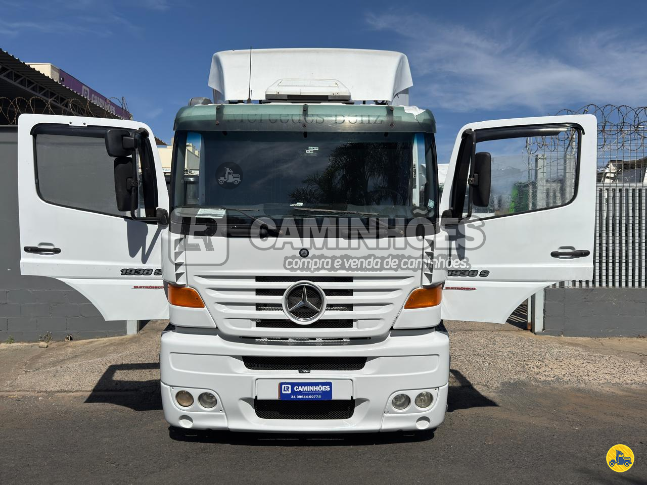 CAMINHAO MERCEDES-BENZ MB 1938 Cavalo Mecânico Cavalo 4x2 LR Caminhões UBERLANDIA MINAS GERAIS MG