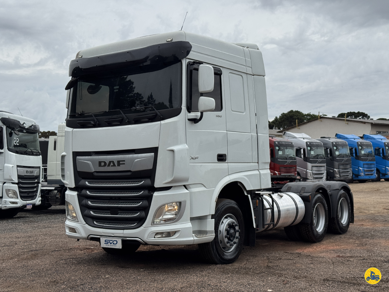 CAMINHAO DAF DAF XF FTT 530 Cavalo Mecânico Cavalo 6x4 SVD Seminovos CURITIBA PARANÁ PR