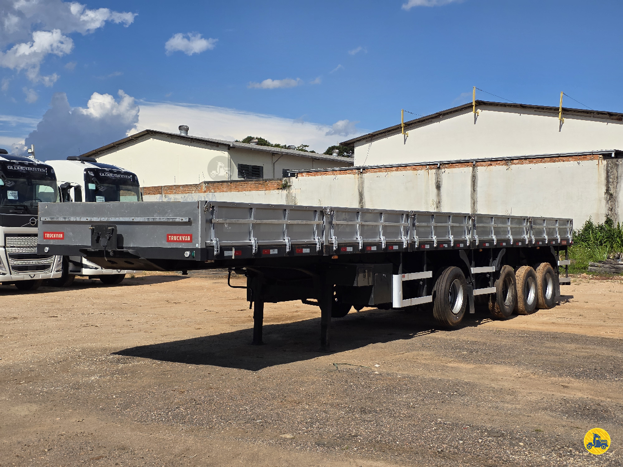CARRETA SEMI-REBOQUE CARGA SECA SVD Seminovos CURITIBA PARANÁ PR