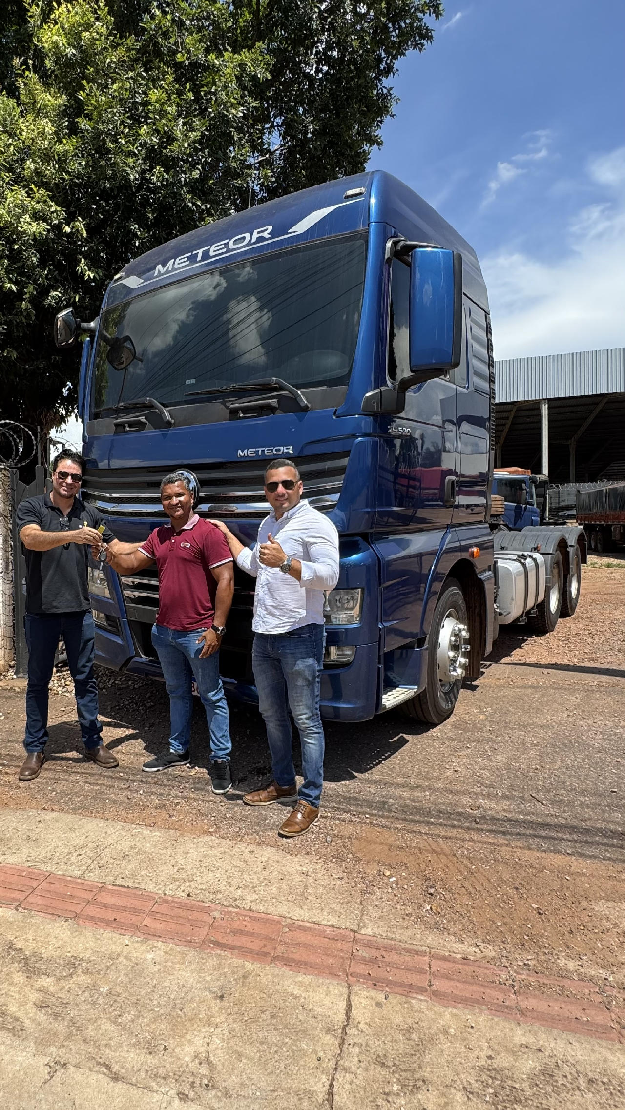 Hoje entrega do bruto vai para cidade de SINOP- MT, parabéns pela  aquisição Lindomar da transportadora LINDO LINDO TRANSPORTE, que Deus abençoe ! Obrigado Gustavo pela parceria 