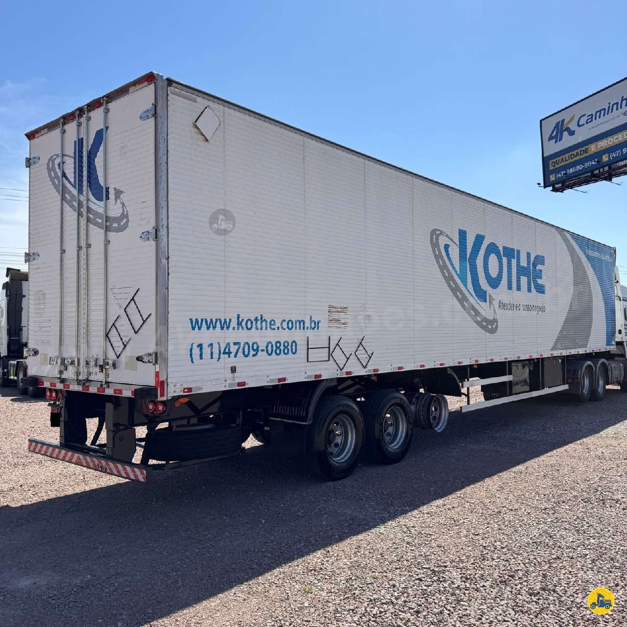 CARRETA SEMI-REBOQUE BAU FURGÃO 4K Caminhões - Itajaí ITAJAI SANTA CATARINA SC