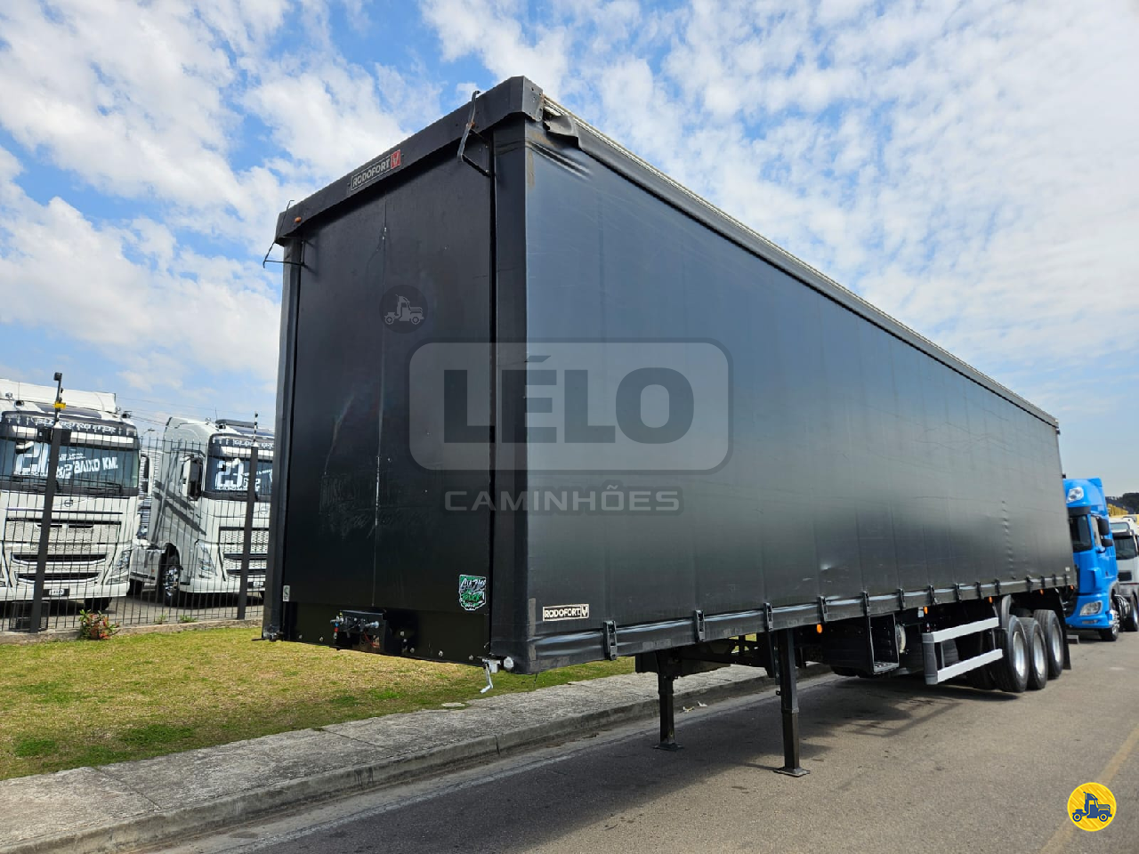 CARRETA SEMI-REBOQUE BAU SIDER Reta Lelo Caminhões CURITIBA PARANÁ PR
