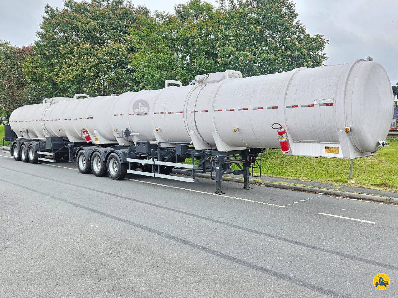CARRETA RODOTREM TANQUE AÇO Lelo Caminhões CURITIBA PARANÁ PR