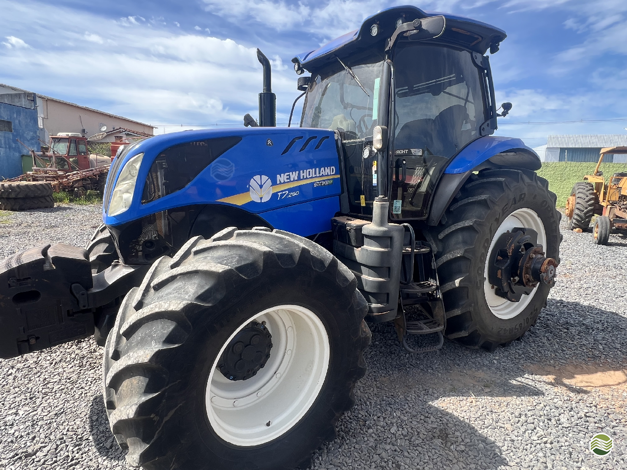 TRATOR NEW HOLLAND NEW T7 260 Tração 4x4 LF Comercial Agrícola CRISTALINA GOIAS GO
