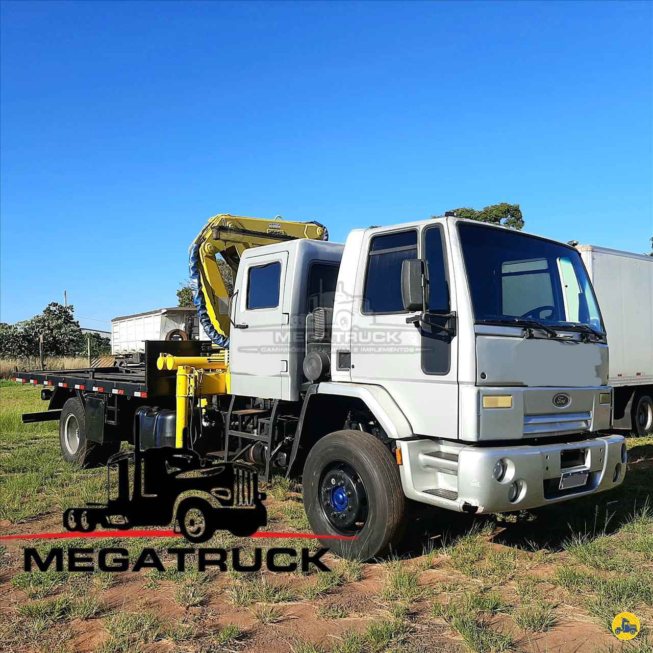 CAMINHAO FORD CARGO 1317 Guincho Munck Toco 4x2 Megatruck Caminhões e Máquinas CAMPO GRANDE MATO GROSSO DO SUL MS