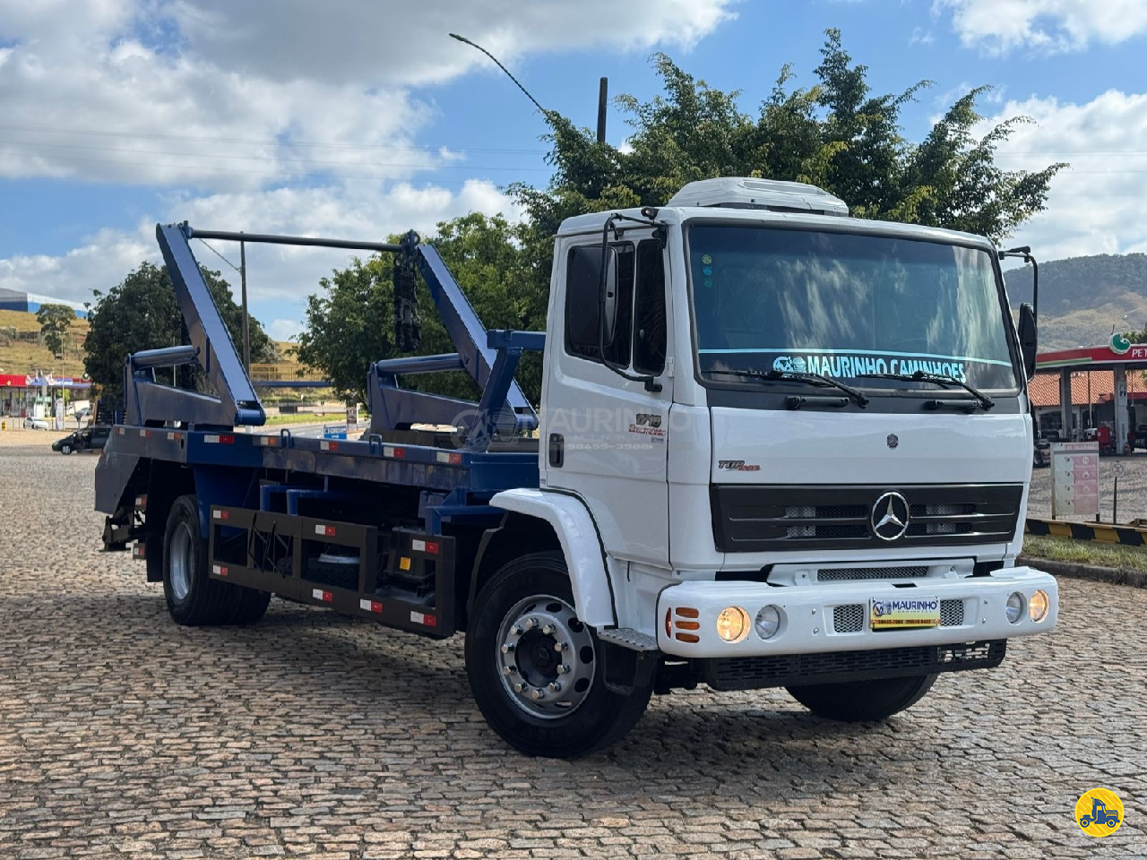 CAMINHAO MERCEDES-BENZ MB 1718 Poliguindaste Toco 4x2 Maurinho Caminhões JOAO MONLEVADE MINAS GERAIS MG