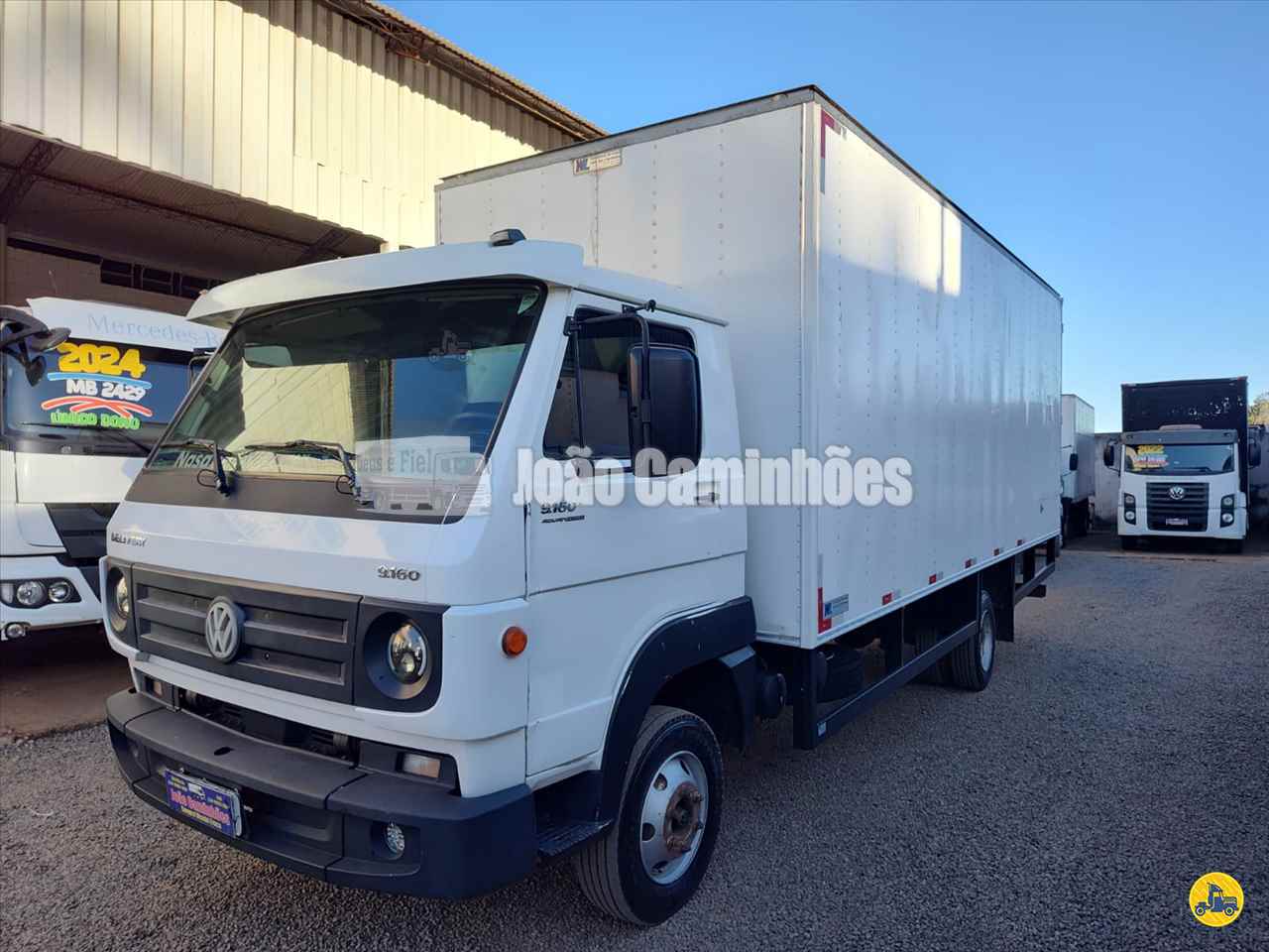 CAMINHAO VOLKSWAGEN VW 9160 Baú Furgão Toco 4x2 João Caminhões BRASILIA DISTRITO FEDERAL DF