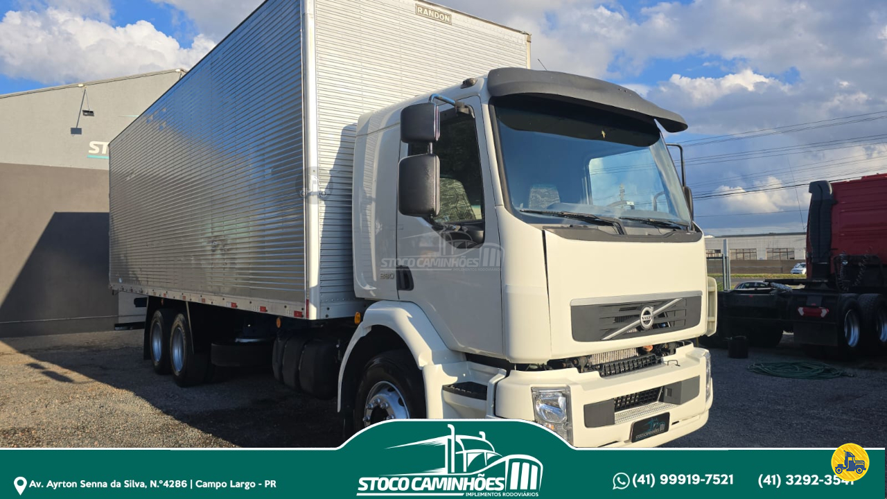 CAMINHAO VOLVO VOLVO VM 260 Baú Furgão Truck 6x2 Stoco Caminhões  CAMPO LARGO PARANÁ PR