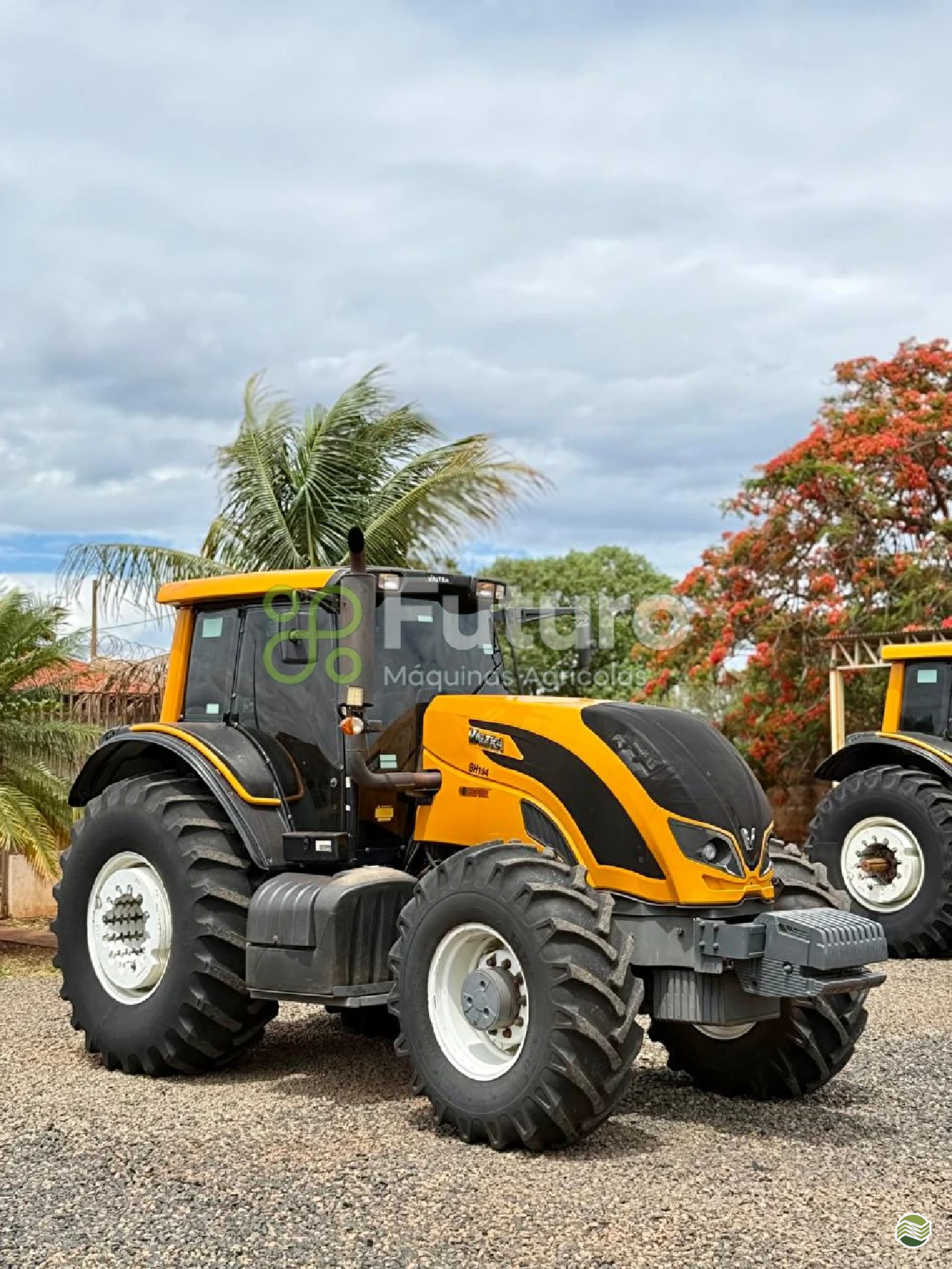 TRATOR VALTRA VALTRA BH 194 Tração 4x4 Futuro Máquinas ITAJAI SANTA CATARINA SC