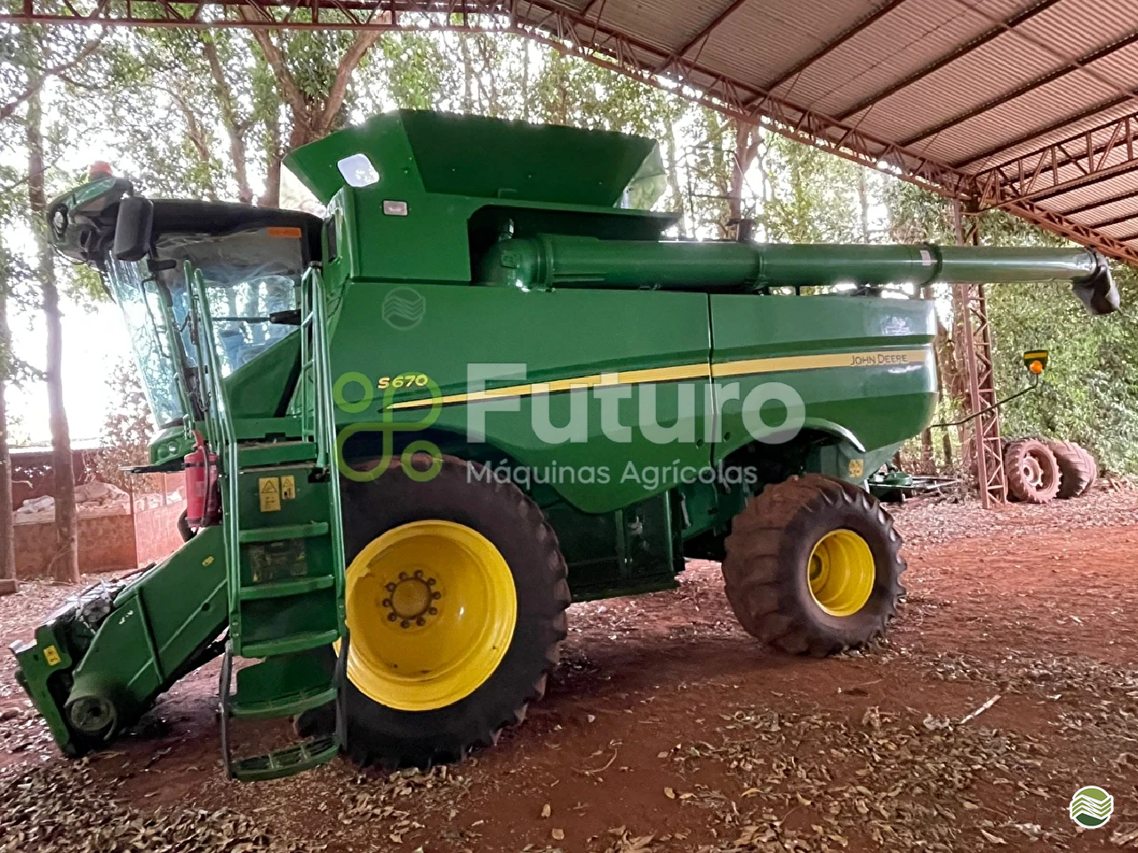 COLHEITADEIRA JOHN DEERE JOHN DEERE S670 Futuro Máquinas ITAJAI SANTA CATARINA SC