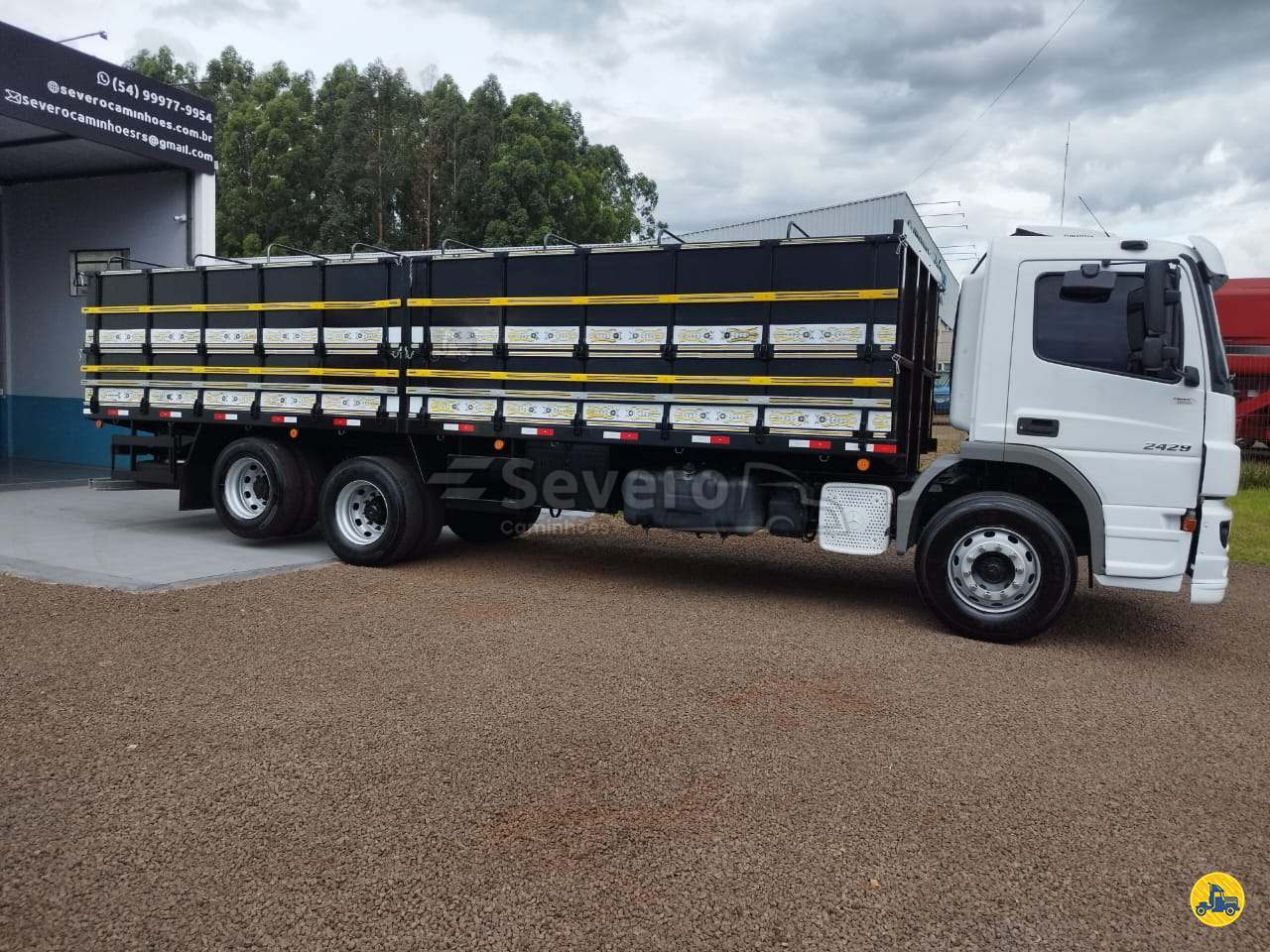 CAMINHAO MERCEDES-BENZ MB 2429 Graneleiro Truck 6x2 Severo Caminhões CONSTANTINA RIO GRANDE DO SUL RS