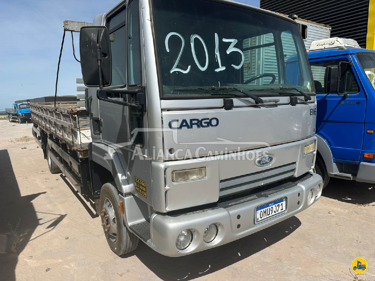 CAMINHAO FORD CARGO 816 Carga Seca Truck 6x2 Aliança Caminhões e Máquinas LUIS EDUARDO MAGALHAES BAHIA BA