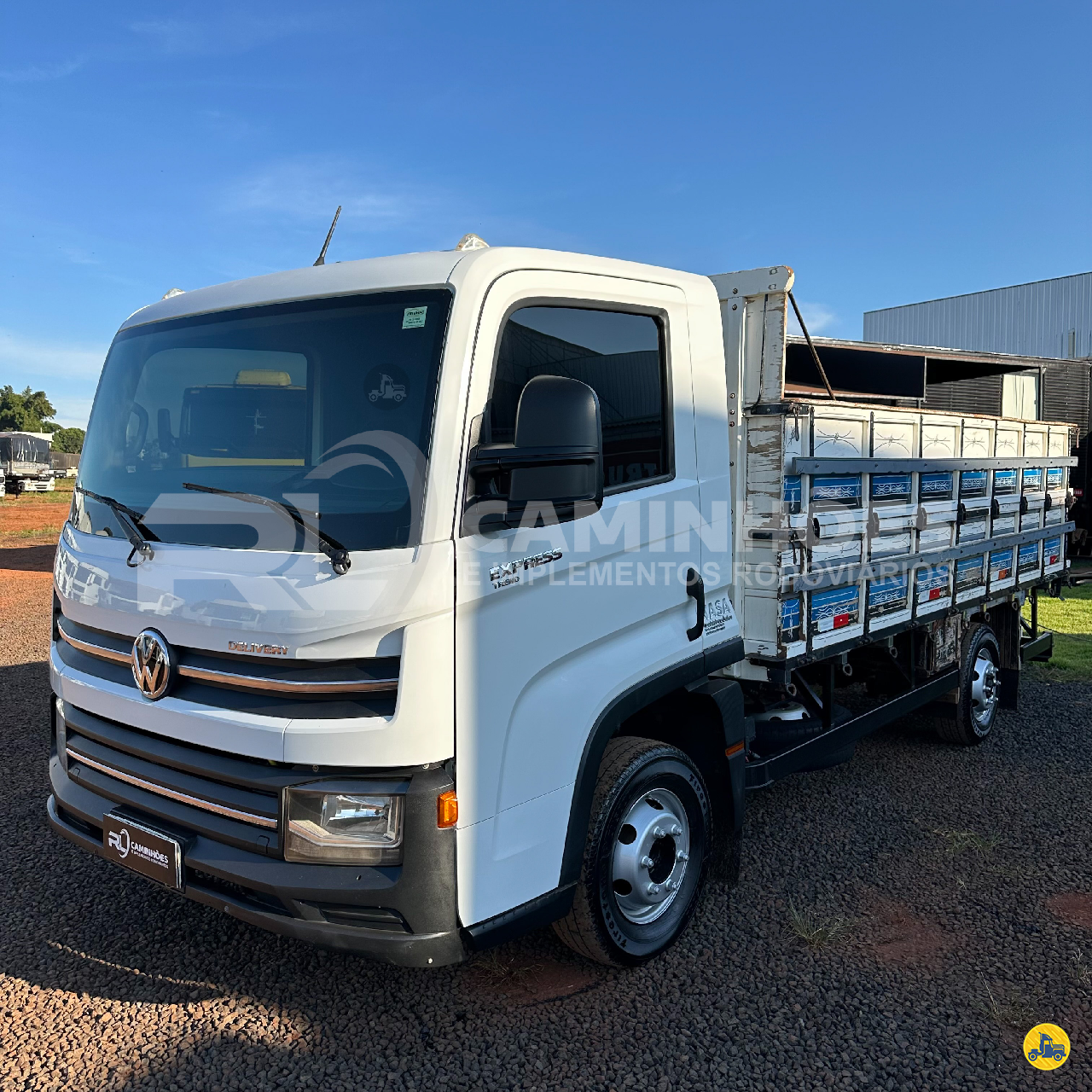 CAMINHAO VOLKSWAGEN DELIVERY EXPRESS Graneleiro 3/4 4x2 RL Caminhões  RIO VERDE GOIAS GO