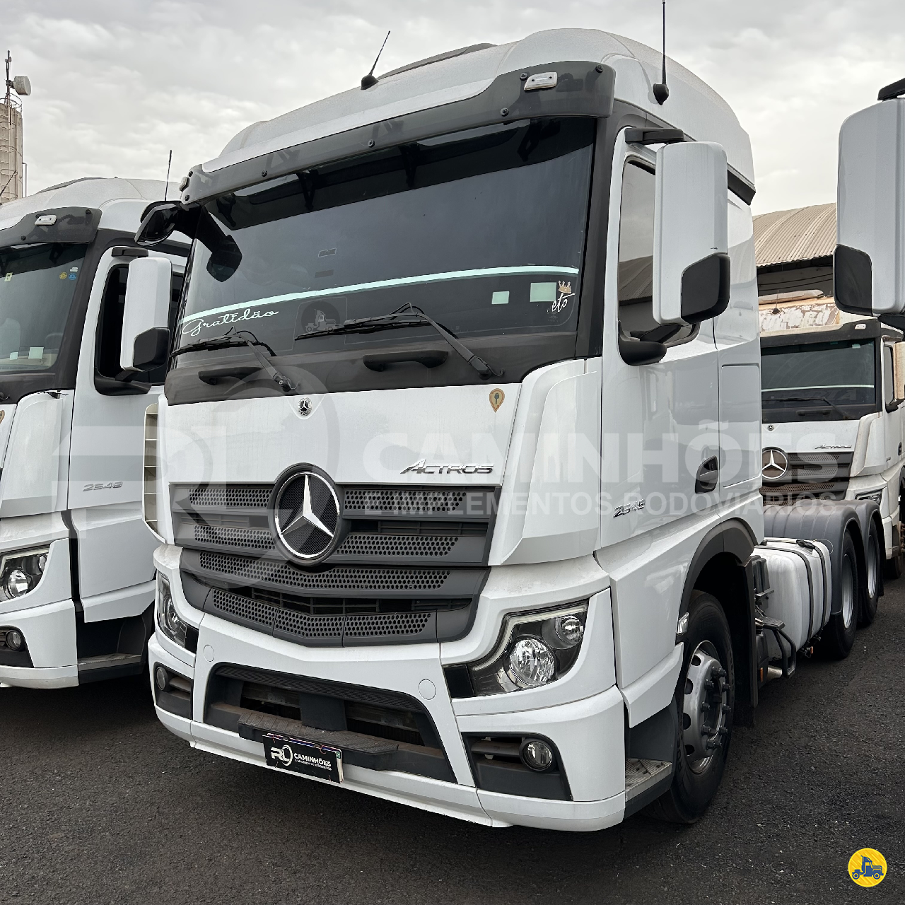 CAMINHAO MERCEDES-BENZ MB 2548 Cavalo Mecânico Cavalo 6x2 RL Caminhões  RIO VERDE GOIAS GO